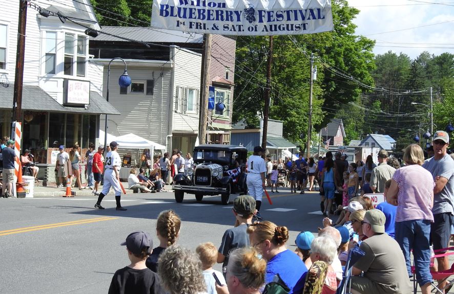 Pallet Company visits blueberry festival in livermore falls, maine 